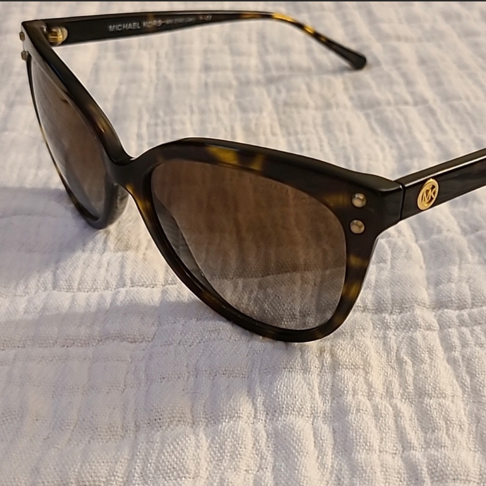 NWOT Michael Kors JAN MK2045 3006T5-55 - Dark Tortoise Polarized sunglasses